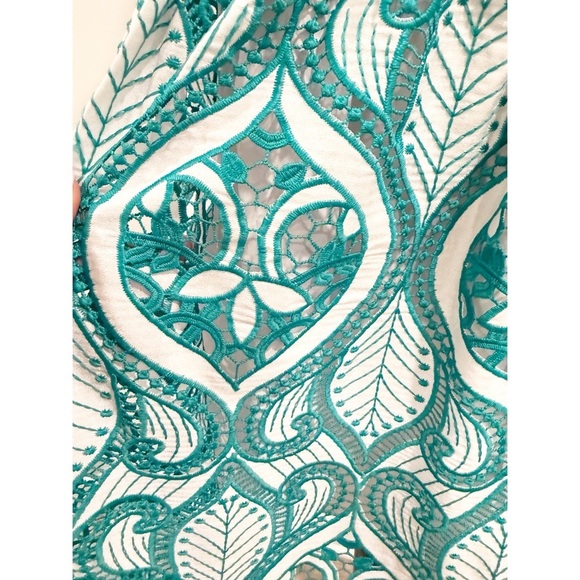 BTFL life embroidered dress L. PERFECT for summer parties! - Picture 3 of 12